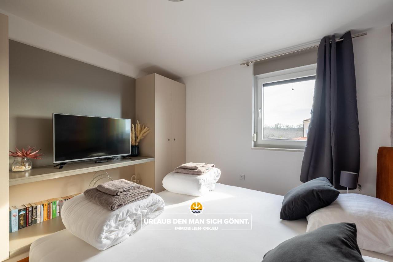 Penthouse Panorama Deluxe In Malinska Daire Dış mekan fotoğraf