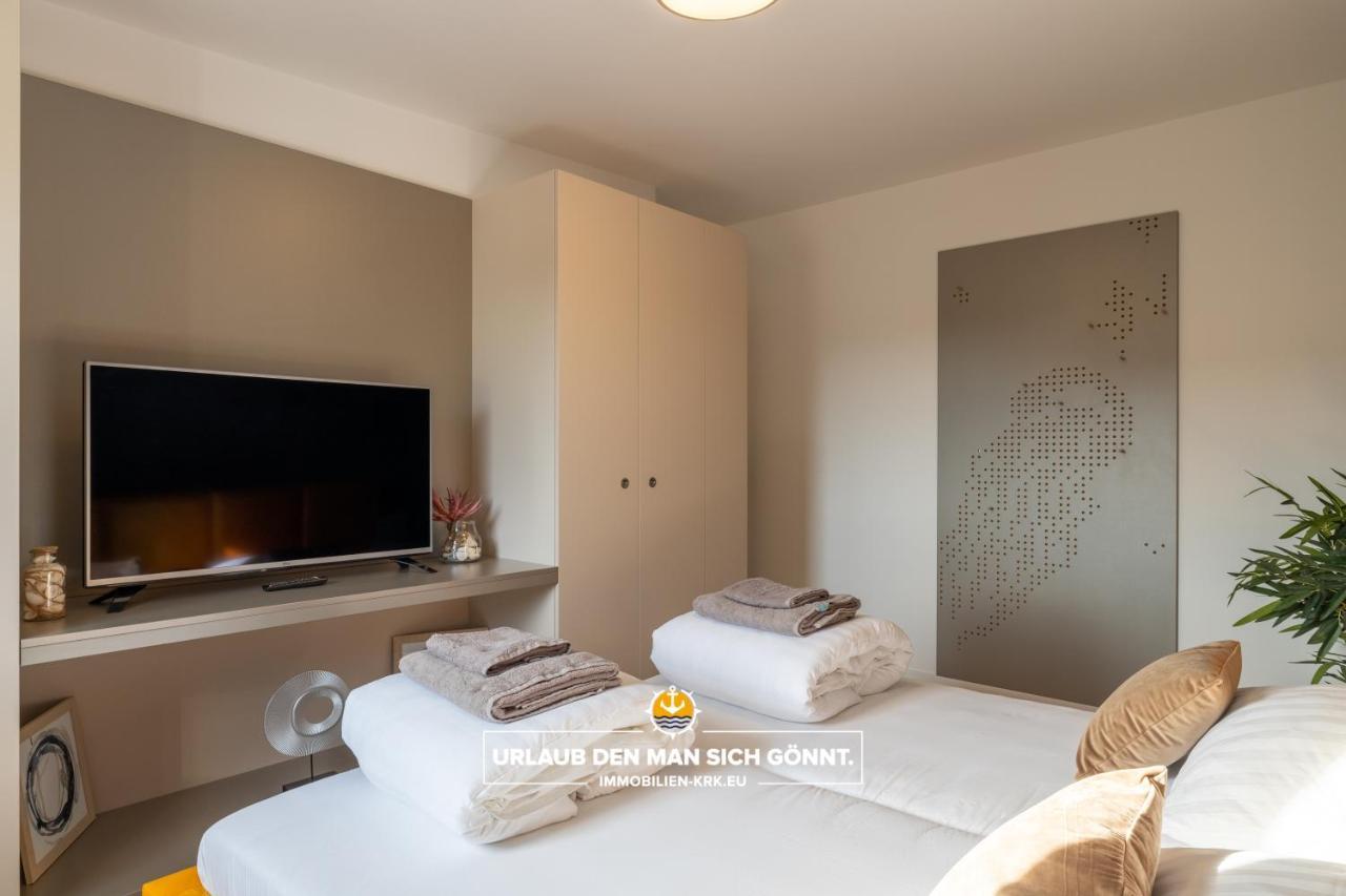 Penthouse Panorama Deluxe In Malinska Daire Dış mekan fotoğraf
