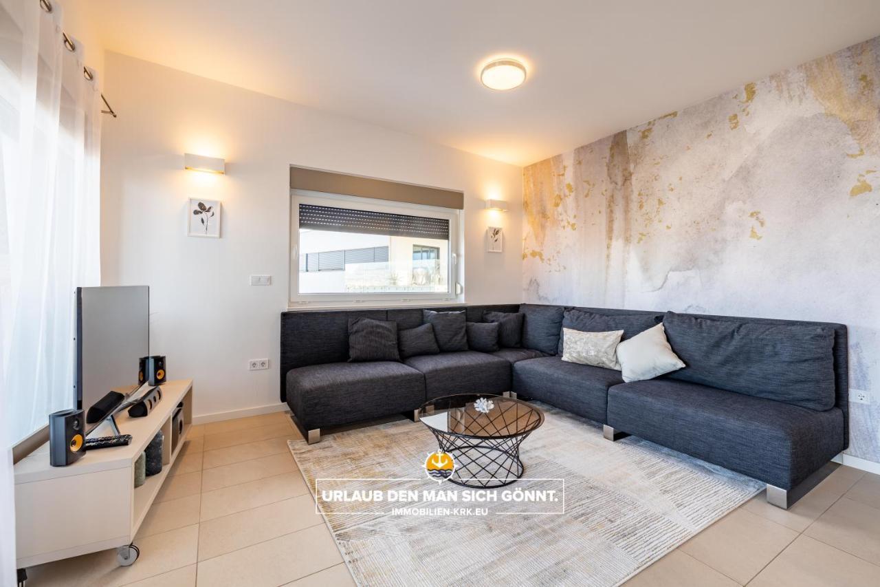 Penthouse Panorama Deluxe In Malinska Daire Dış mekan fotoğraf